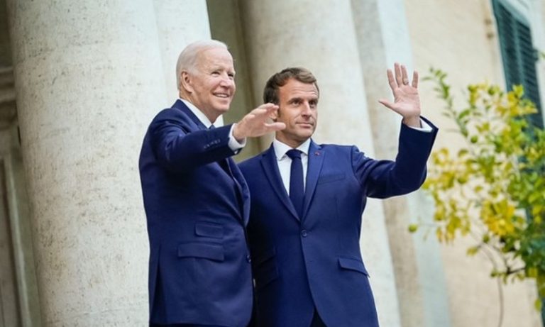 Crisi in Ucraina, Biden e Putin impegnati nel coordinare la loro risposta alla pressione militare russa ai confini di Kiev