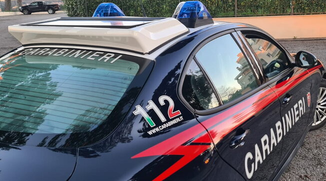 Caserta, accoltella compagna di scuola dopo una lite: arrestata 17enne