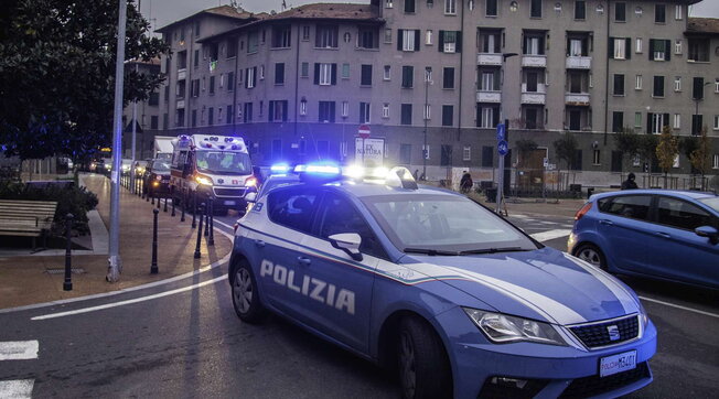 Monza, 43enne sequestrata e picchiata per un debito: 3 arresti