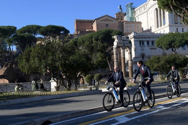 Pedalata ai Fori per condividere progetti e azioni per il clima 