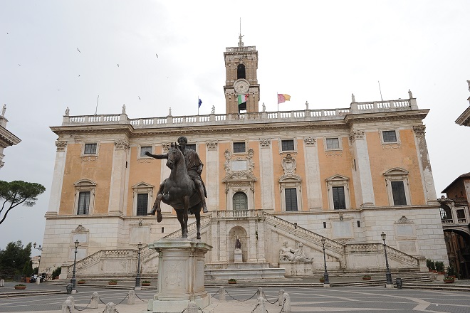 Aumento inflazione, la Giunta capitolina adegua le tariffe comunali