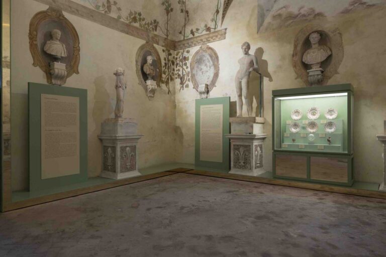 Fiori esotici e Wunderkammer, al Parco del Colosseo in mostra gli ‘Splendori Farnesiani’