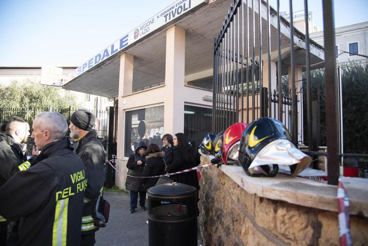 Incendio ospedale Tivoli, Rocca: “Riaprirà in minimo 4 mesi”