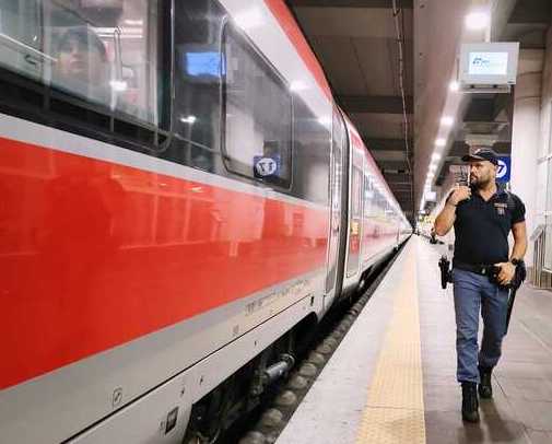 Alla stazione di Ciampino rissa con un coltello tra minori, la Polfer evita          il peggio