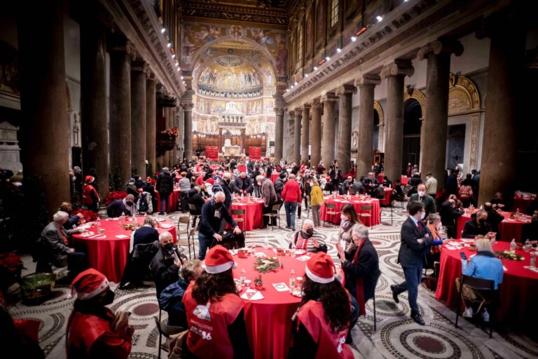 A Natale aggiungi un posto a tavola, l’appello della Comunità di Sant’Egidio